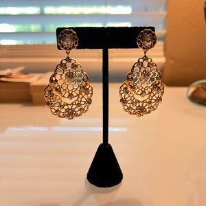 Elegant Gold Filigree Drop Earrings